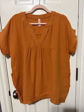 Zenana Cotton Gauze Rust Colored Top NWT